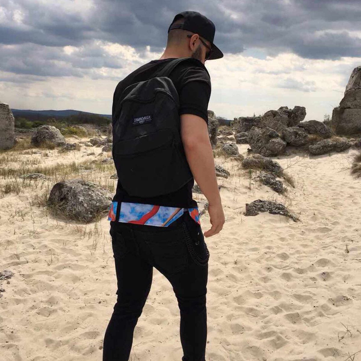 1INMIND’s Guide to Wearing Longline T-shirts